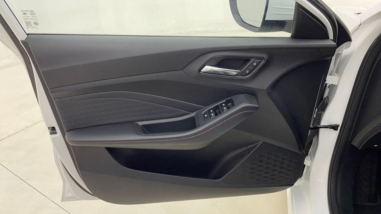 MG GT STD 1.5 | Zero Down Payment | Home Test Drive