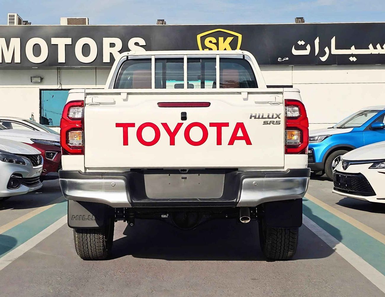 Toyota Hilux A/T / 2.7L PETROL /  DVD CAMERA / AUTO A/C / 4WD (CODE # 69030)