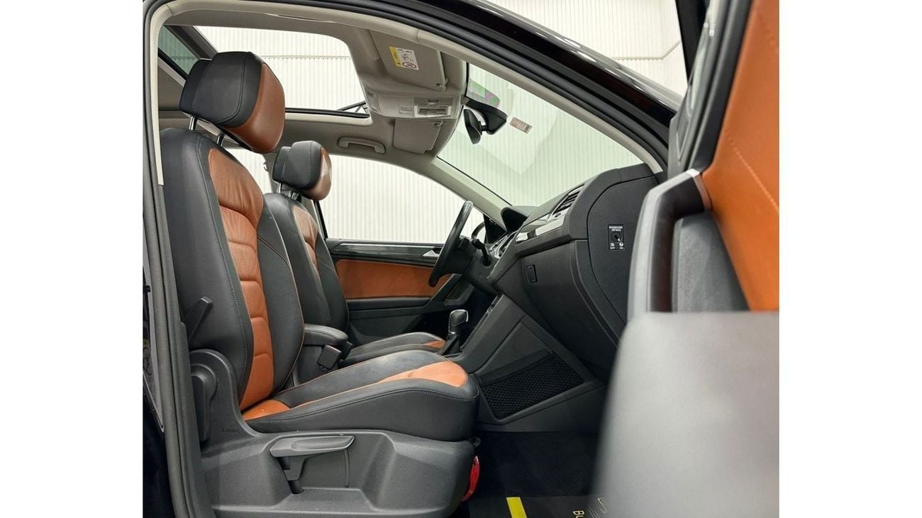 Volkswagen Tiguan 2019 Volkswagen Tiguan SEL 4MOTION, Oct VW Warranty, Full VW Service History, GCC