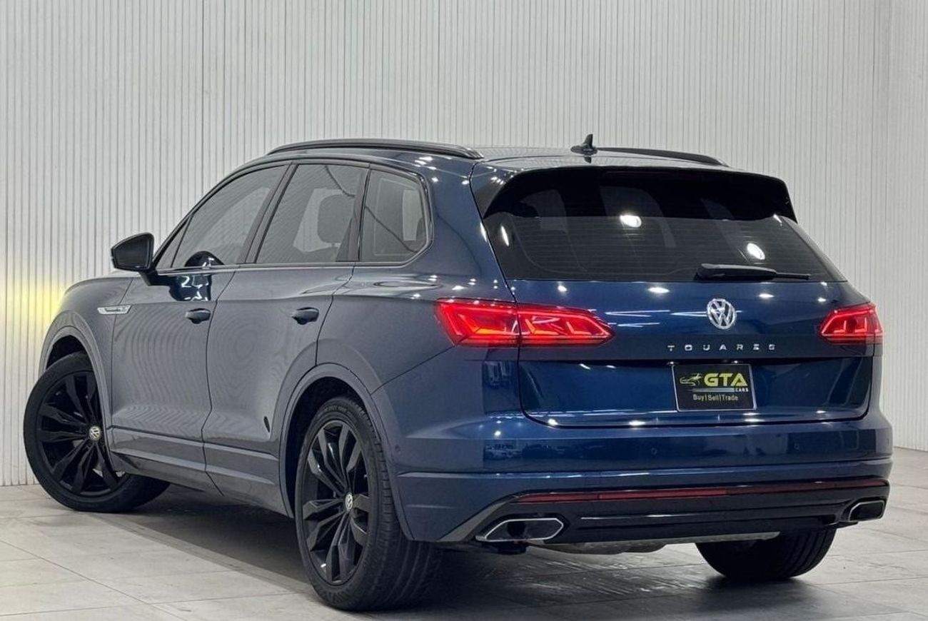فولكس واجن طوارق R-Line 3.0L AWD 2020 Volkswagen Touareg R-Line Black Edition, 1 Year Warranty, Full Agency Service H