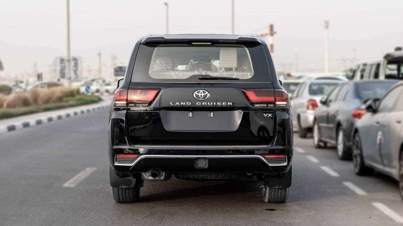 Toyota Land Cruiser 2025 Toyota Land Cruiser VX 4.0L AT Petrol (Black-Beige)