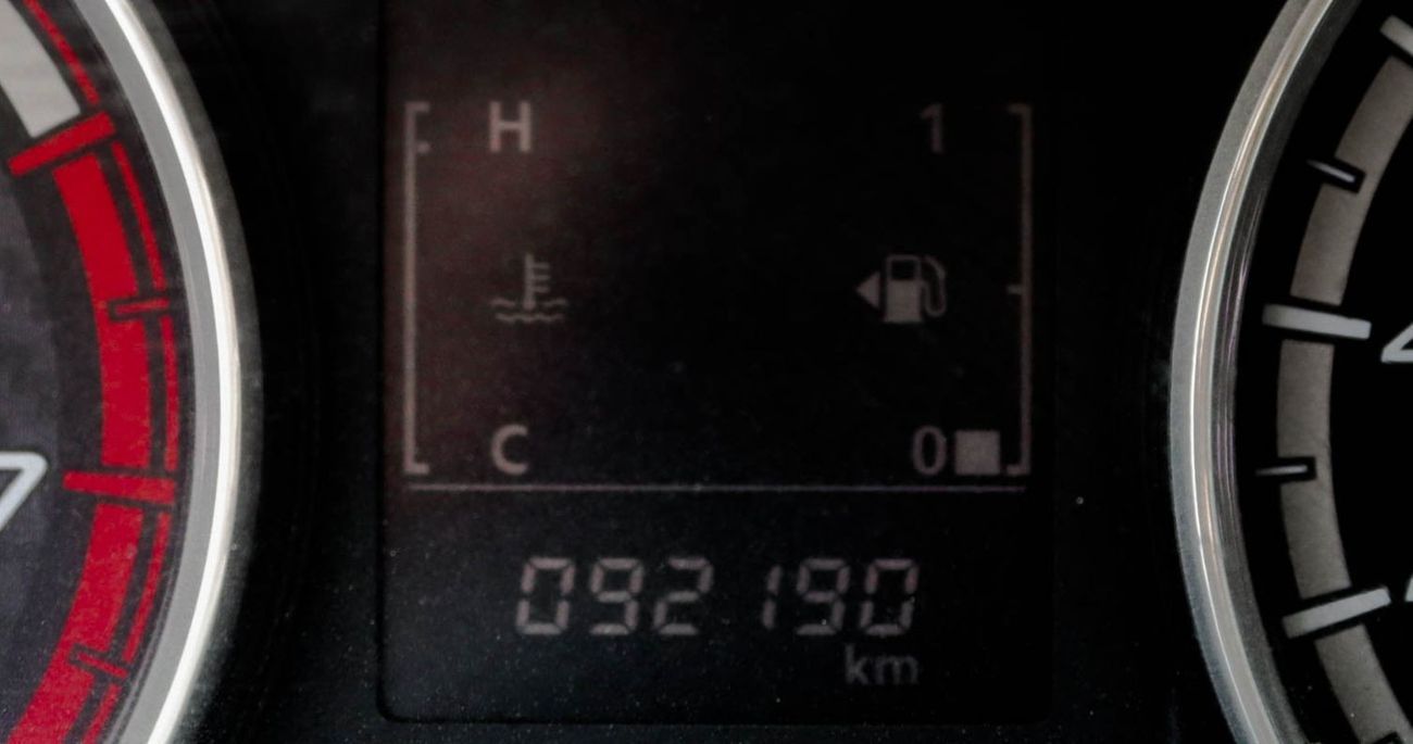 Mitsubishi L200 Mitsubishi L200 GLX (5th Generation) 2020, Double Cab, 4 Doors, 2.5L 4 Cylinder Petrol Engine, Manua