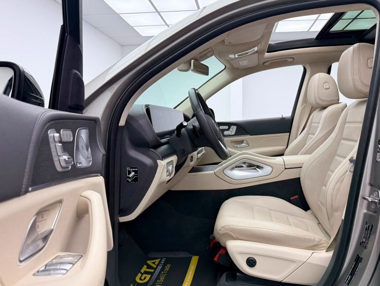 Mercedes Benz GLE450 AMG LINE 2019 Mercedes Benz GLE450, Warranty, Full Service History, Excellent Condition, GCC