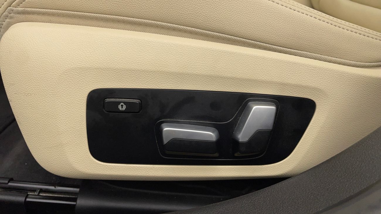 بي أم دبليو 320 SPORT LINE 2 | بدون دفعة مقدمة | اختبار القيادة في المنزل