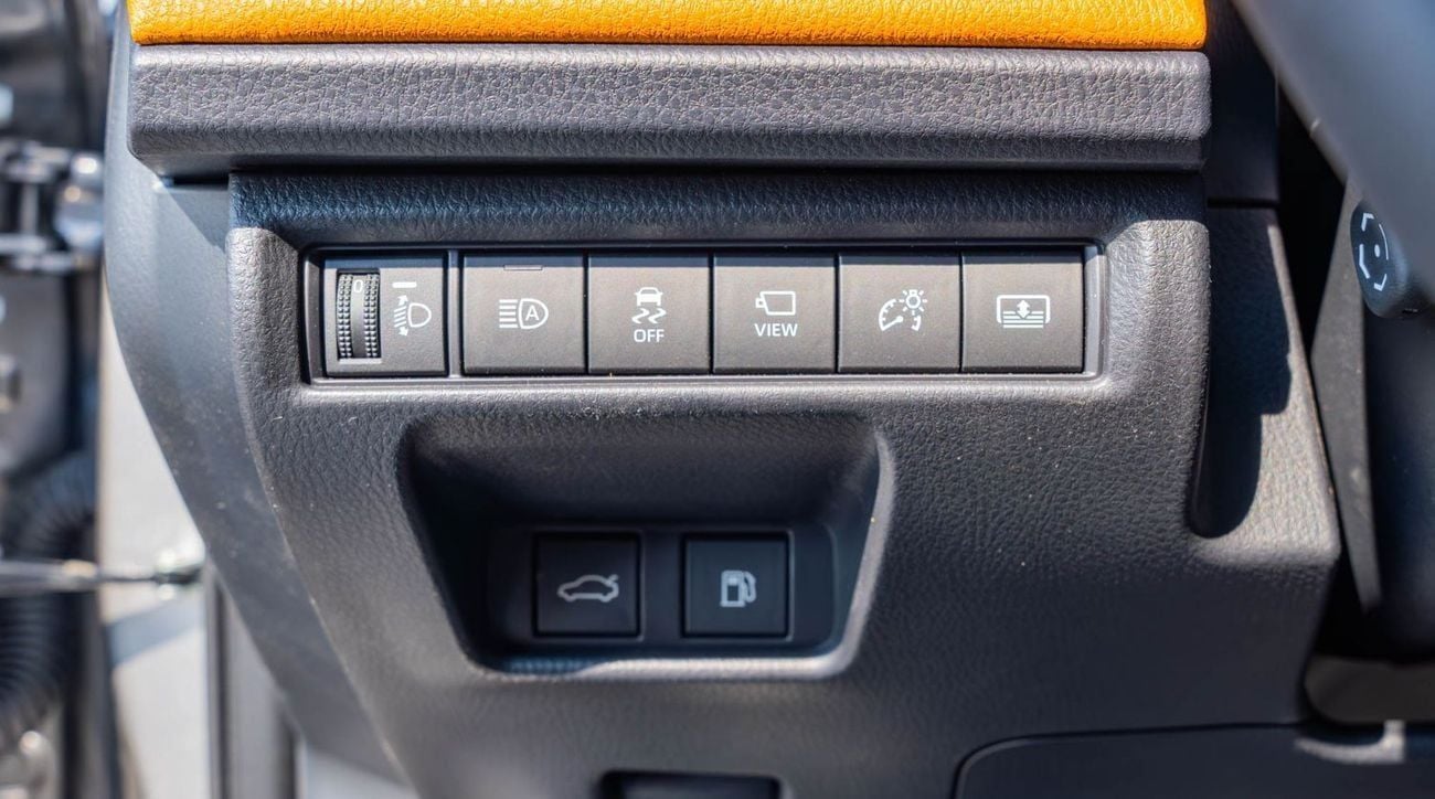 تويوتا كامري 2025 Toyota Camry Lumiere 2.5L HEV Full option - GCC