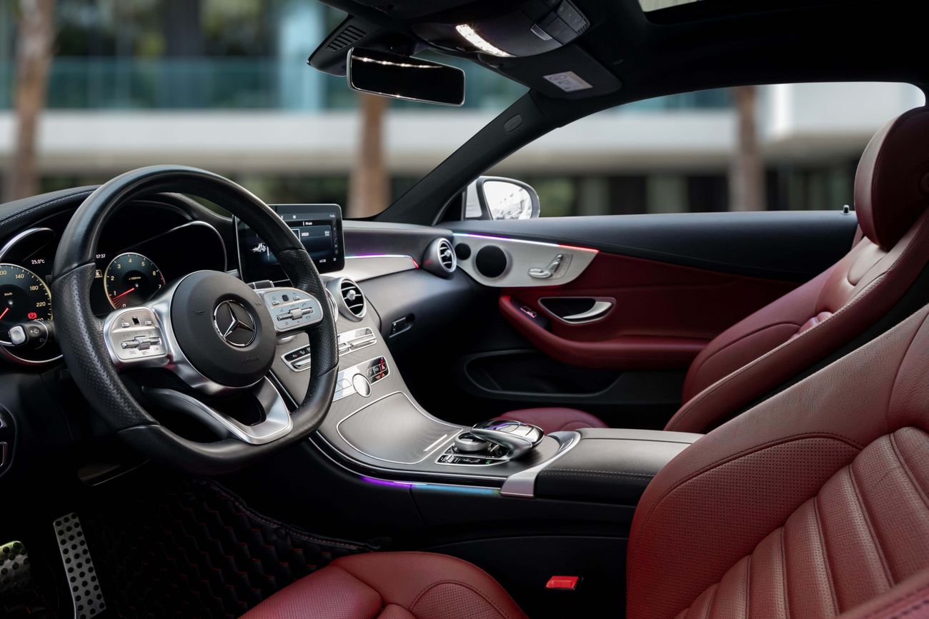 مرسيدس بنز C 200 C200 Coupe | 3,330 P.M | 0% Downpayment | Excellent Condition!