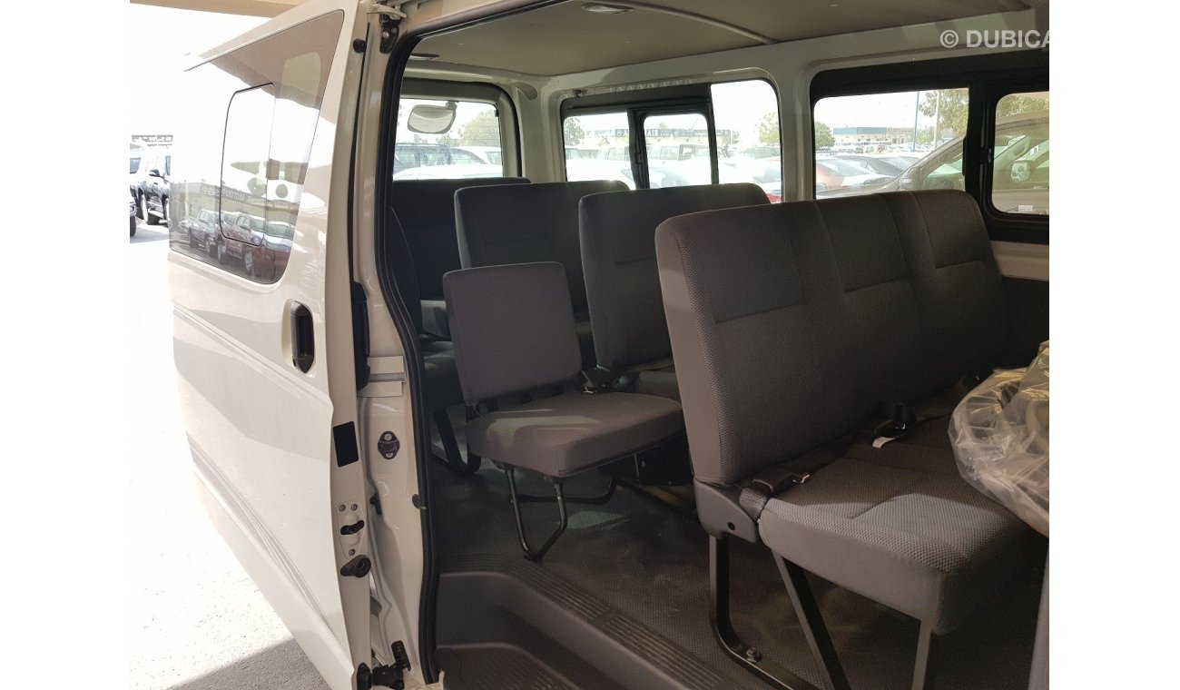 Toyota Hiace 15 Seater Dsl Std Roof