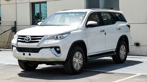 Toyota Fortuner ECTP2M006  -2025 Toyota Fortuner Mid 4.0L Petrol Auto 4wd White