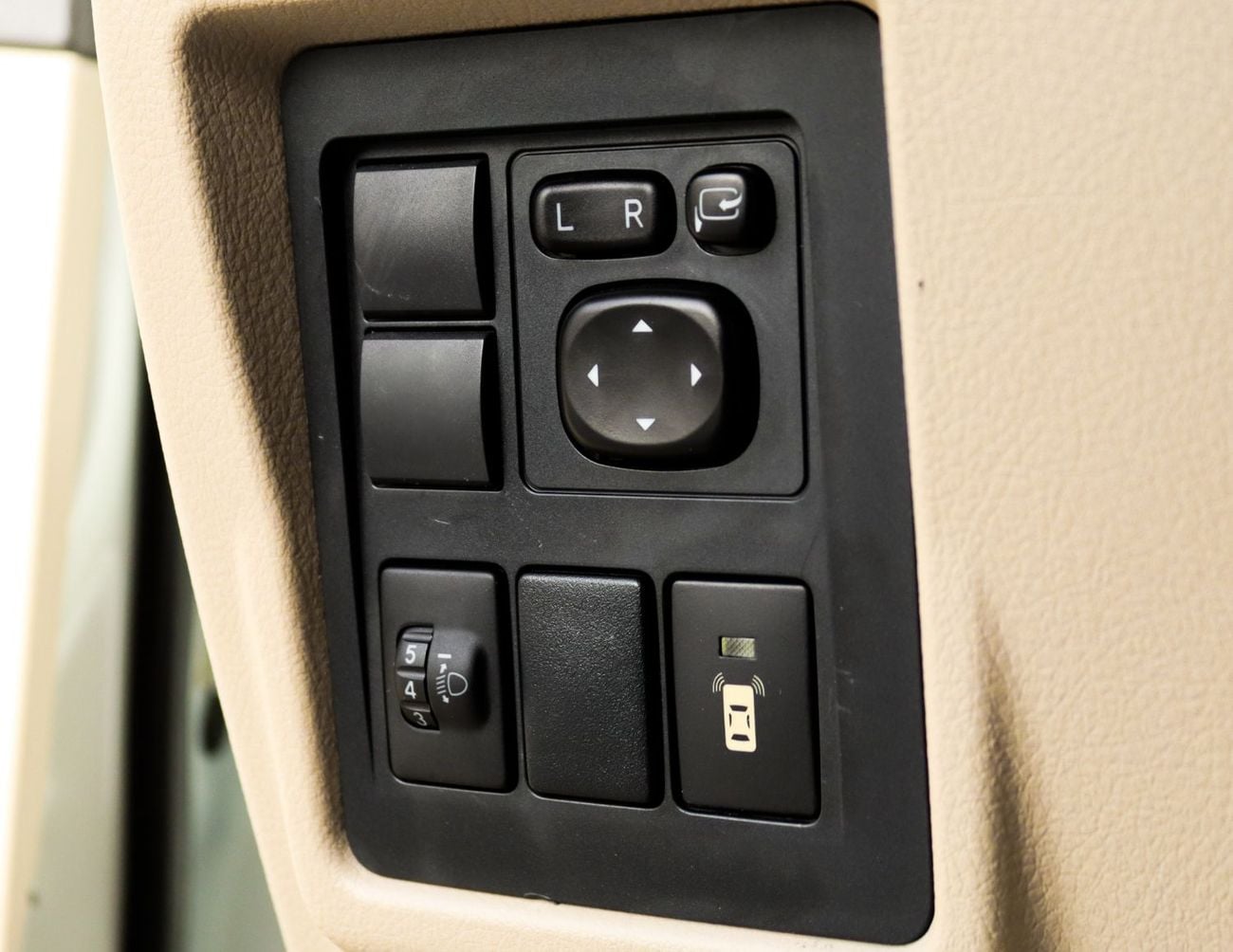 Toyota Prado EXR Toyota Prado | 4.0 L | 2019 | GCC | Accident-Free | In Excellent Condition | 1934 P.M
