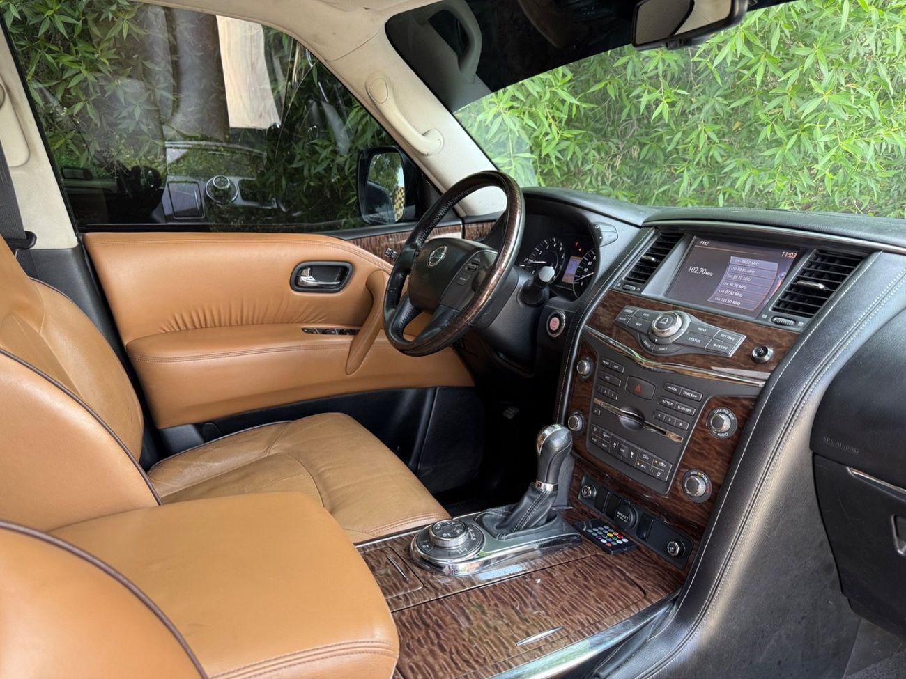 Nissan Patrol LE Platinum 5.6L نيسان باترول ٢٠١٥ بلاتينيوم ٥ كاميرات