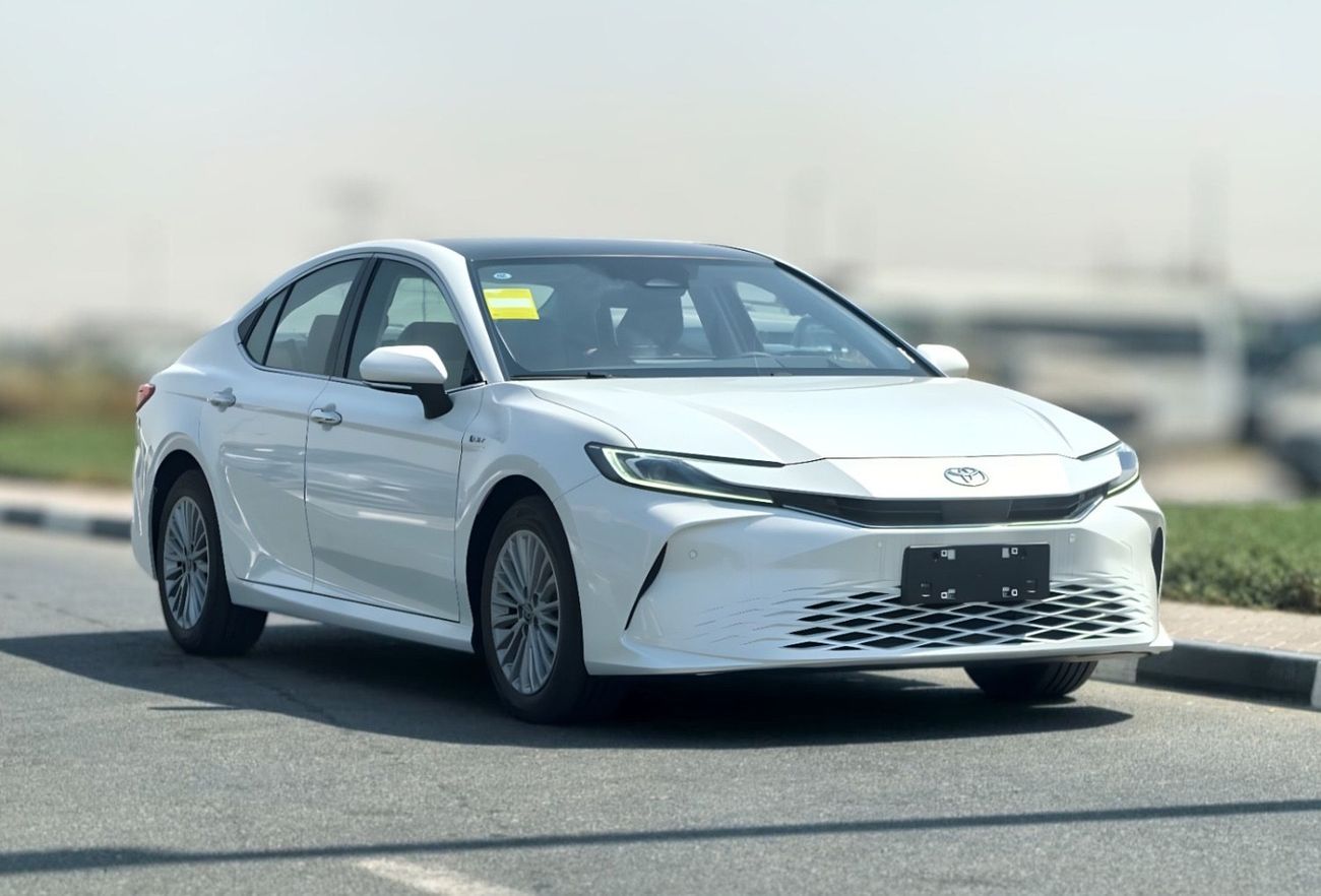 Toyota Camry TOYOTA CAMRY 2.0L HEV PREMIUM OPTION 2025