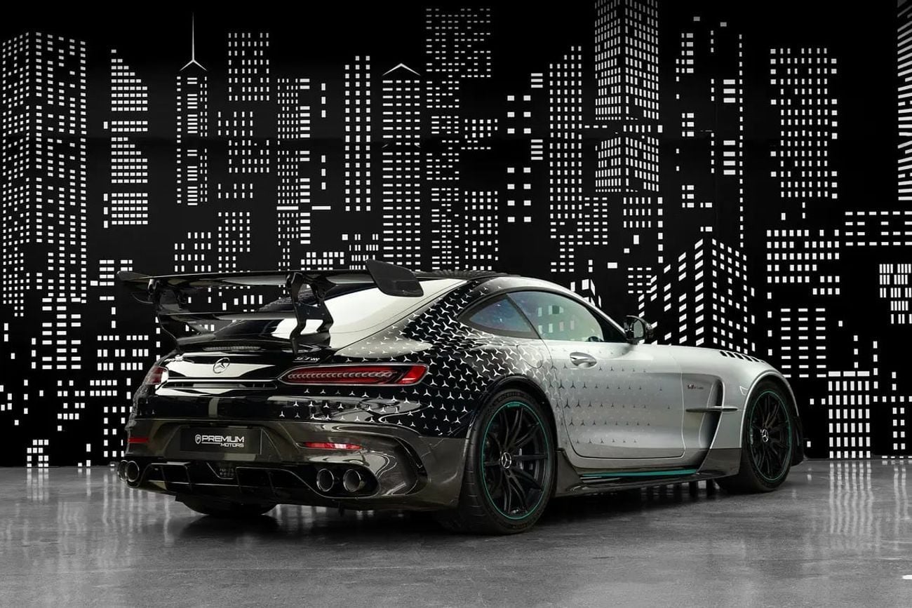 مرسيدس بنز AMG GTR
