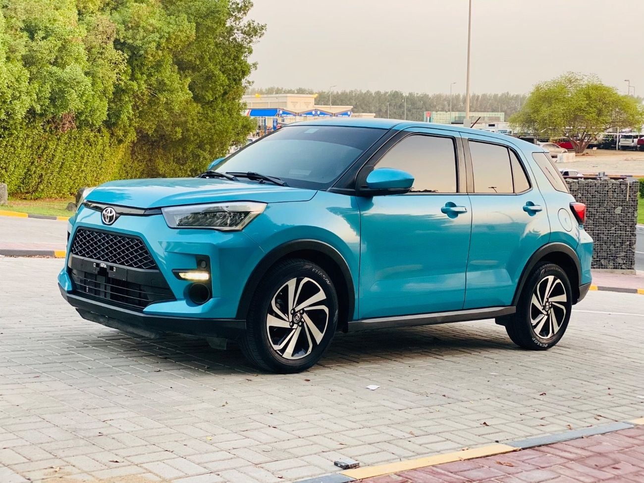 Toyota Raize E