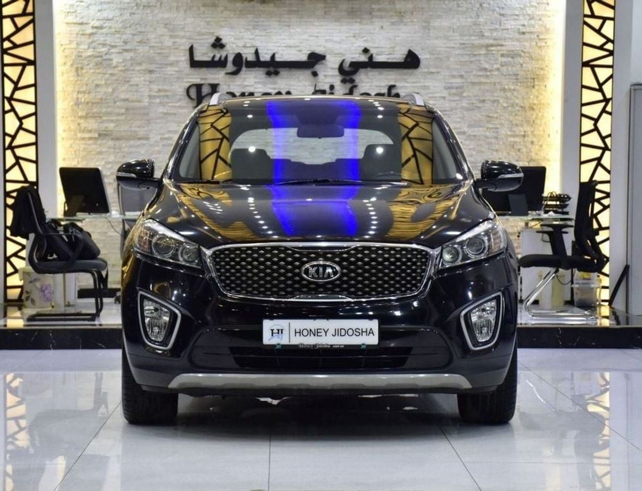 Kia Sorento EXCELLENT DEAL for our KIA Sorento AWD V6 ( 2016 Model ) in Black Color GCC Specs