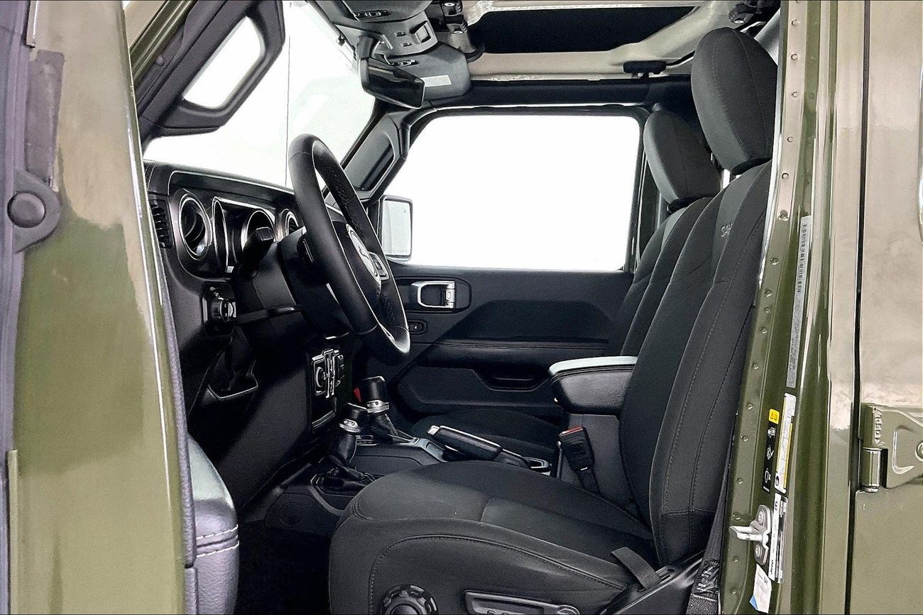 Jeep Wrangler Sahara Unlimited | Guaranteed Warranty | 0 Down Payment