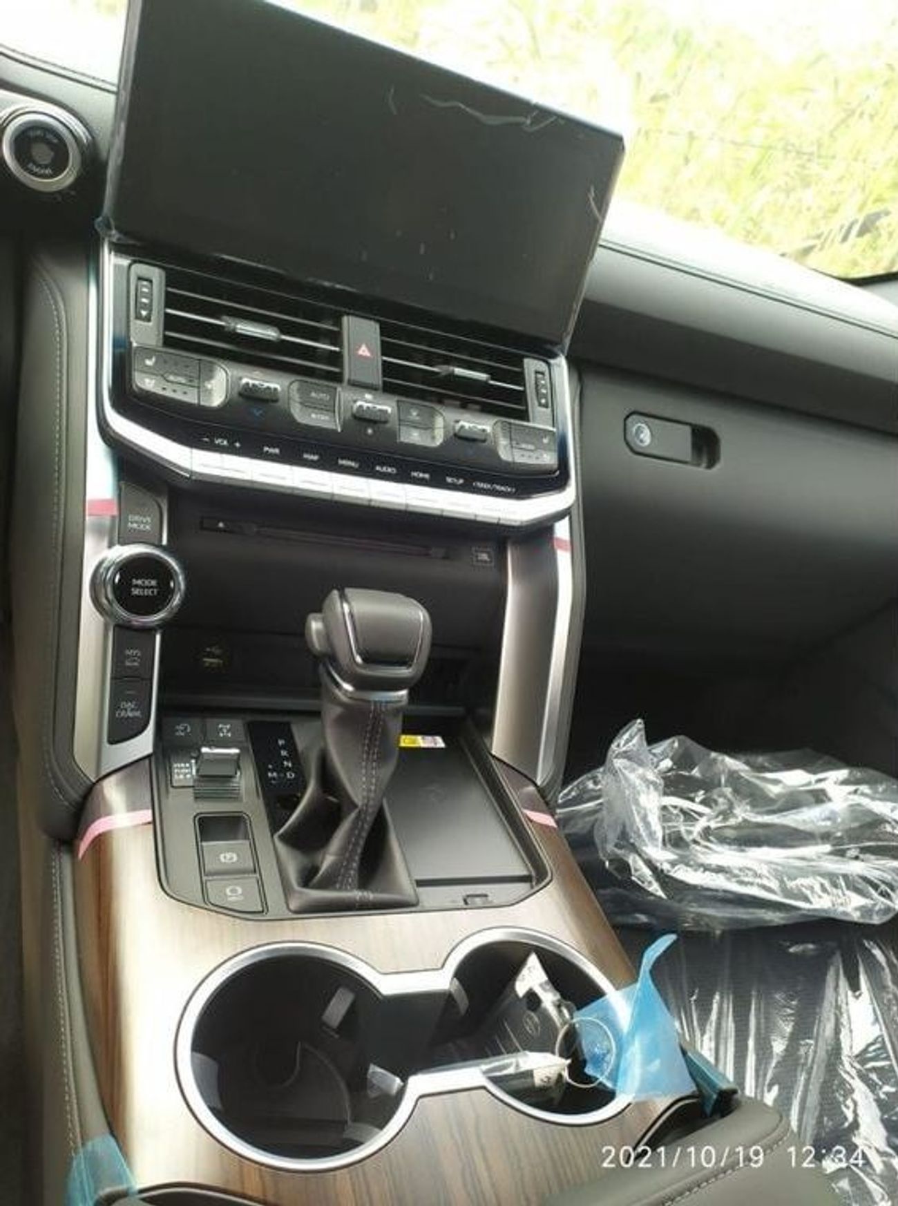 Toyota Land Cruiser VX 3.3L VX+ 3.3L Diesel 2024 YM (For Export only)