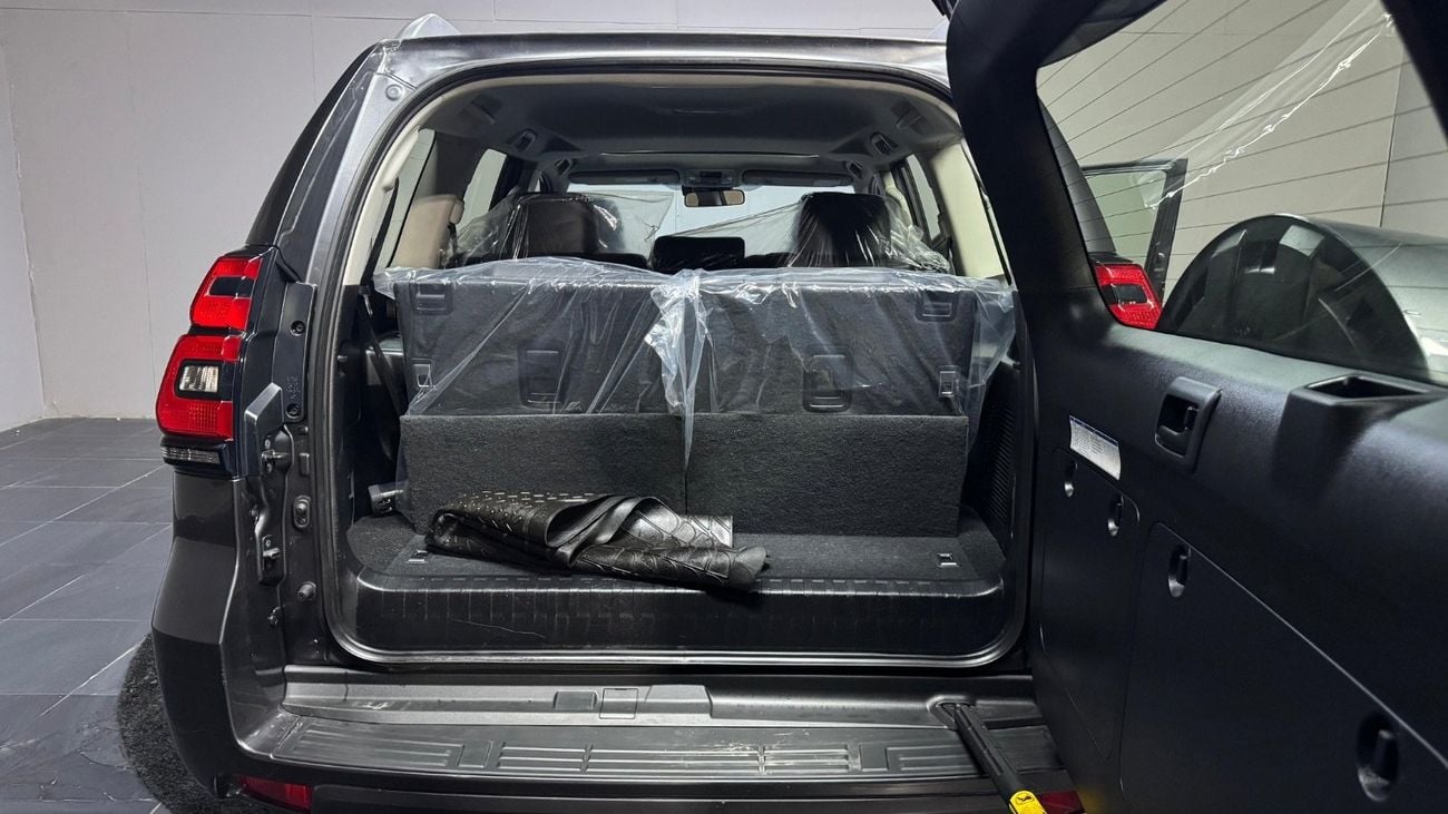 Toyota Prado 2023 Model RHD Diesel Engine Full Option Car is Very clean and Perfect condition