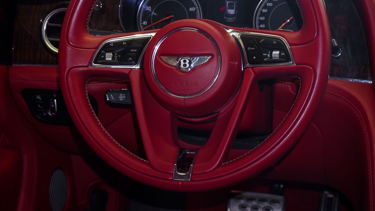 Bentley Bentayga FIRST EDITION