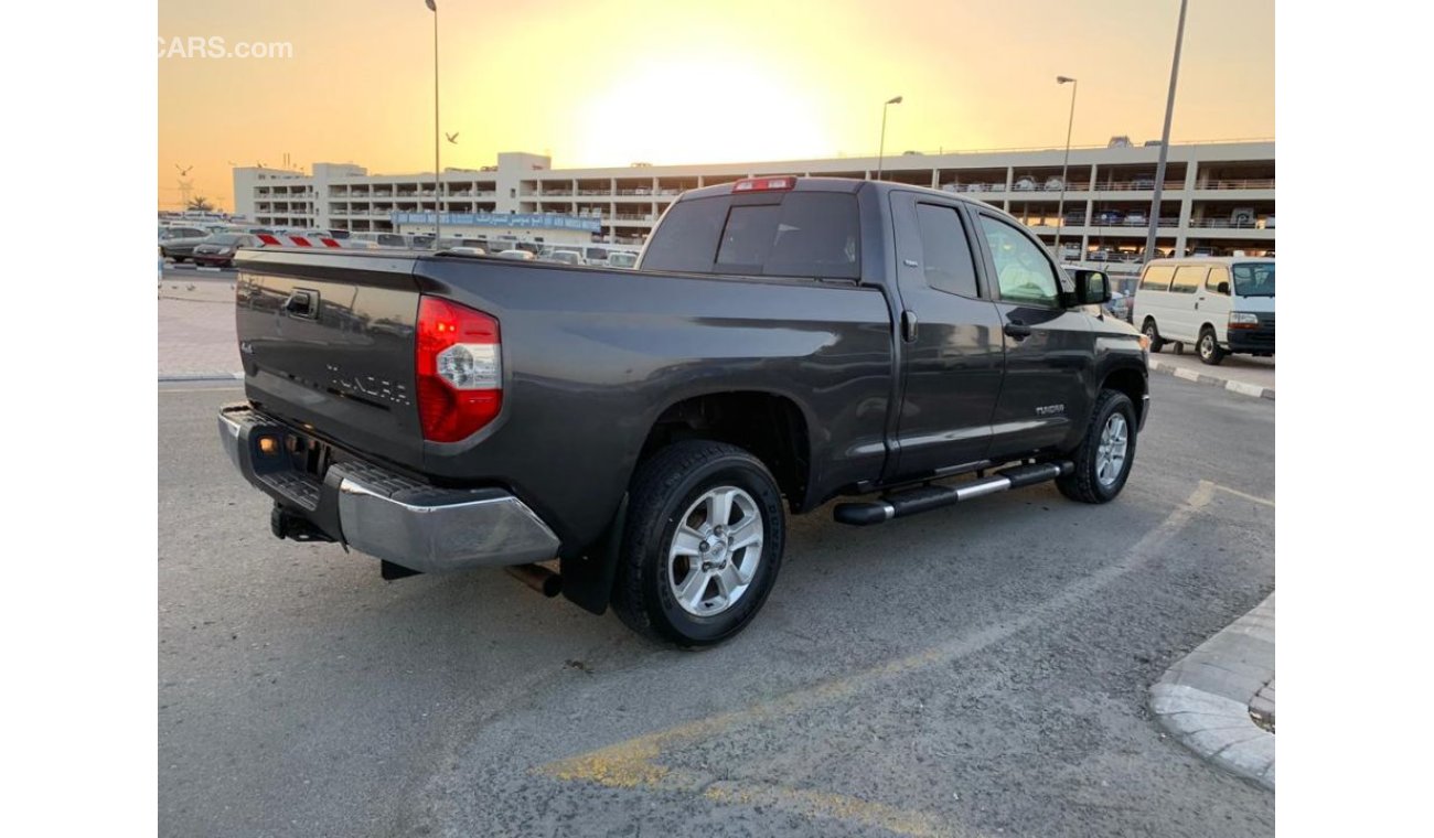 Toyota Tundra 4X4 DOUBLE CABIN AND ECO 4.6L V8 AMERICAN SPECIFICATION