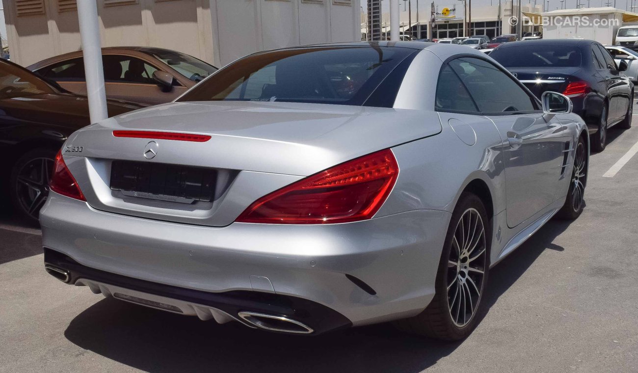 Mercedes-Benz SL 400 With SL 500 Badge