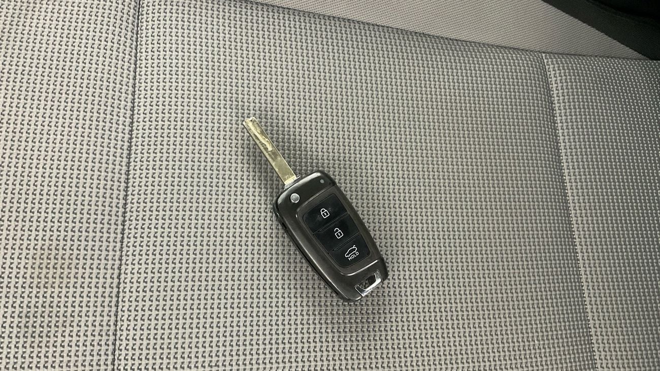 هيونداي أكسنت 1.6 AUTO GL AUTO SMART PLUS | شامل الضمان | 0 ﺪﻔﻋﺓ ﺃﻮﻟﻯ