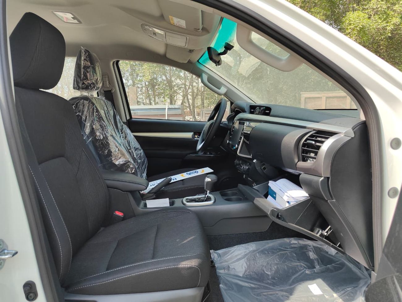 تويوتا هيلوكس Toyota Hilux 2.4 AT Diesel Full option 2025