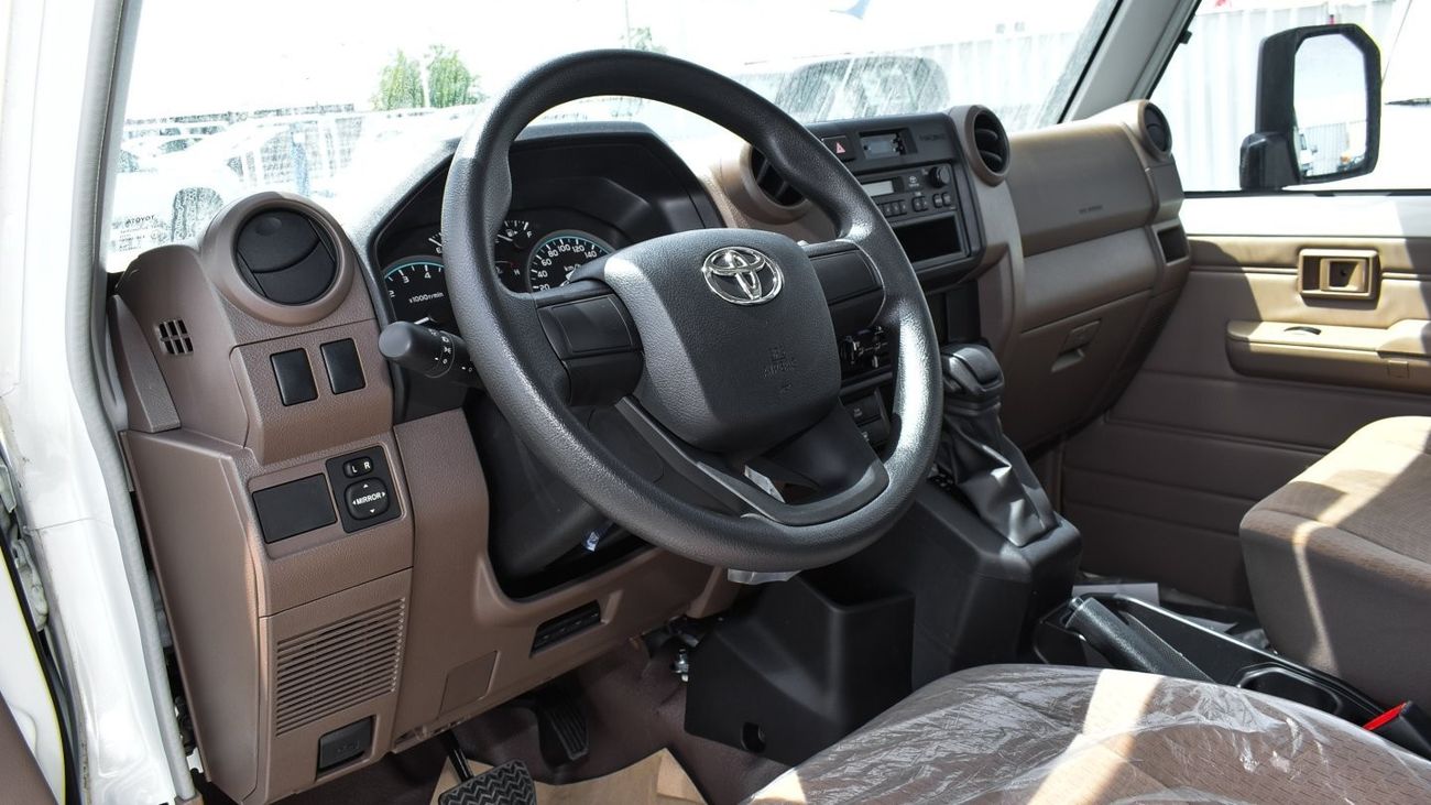 Toyota Land Cruiser 70 4.0L V6 Petrol Auto transmission