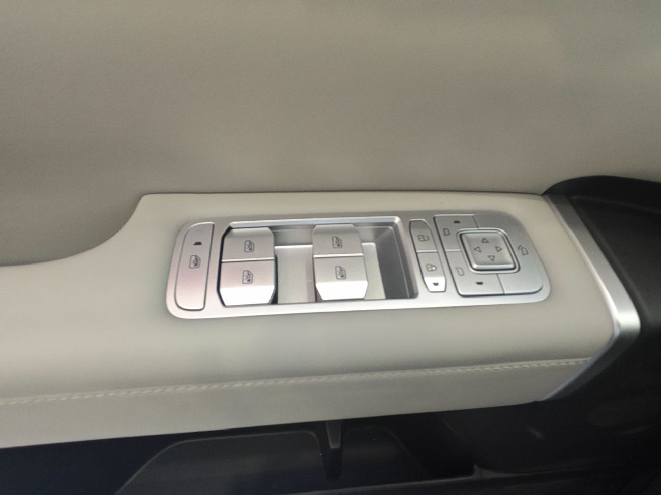 BYD Leopard Titanium 7 190KM four-wheel drive Ultra version