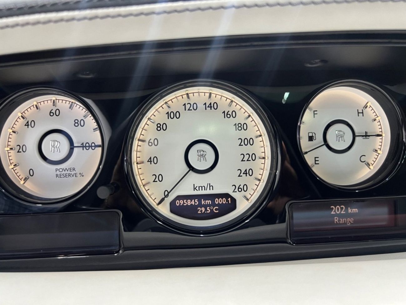 رولز رويس فانتوم Std 6.8L Sedan