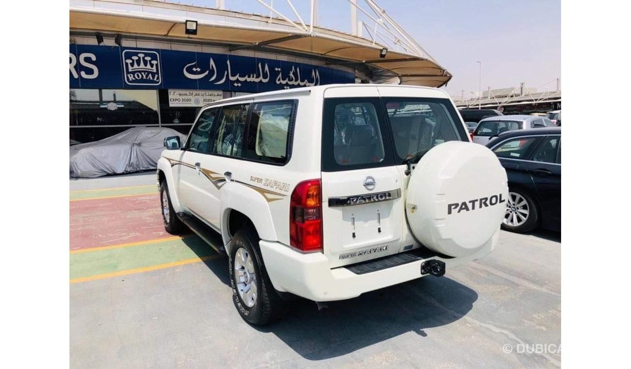 Nissan Patrol Safari **2009** 1200 kms Only / GCC Spec