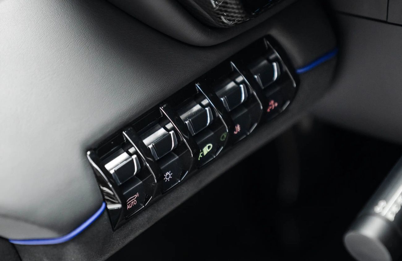 Lamborghini Aventador 6.5L V12 Naturally Aspirated Engine