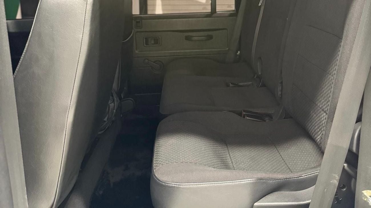 Land Rover Defender Final Edition Pick Up | Manual Transmission | Full Service History