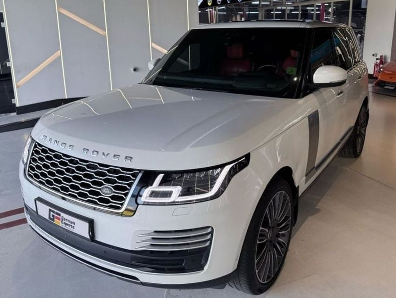 Land Rover Range Rover Autobiography SV 5.0L 2019 RANGEROVER SV AUTOBIOGRAPHY / GCC / FULL SERVICE HISTORY