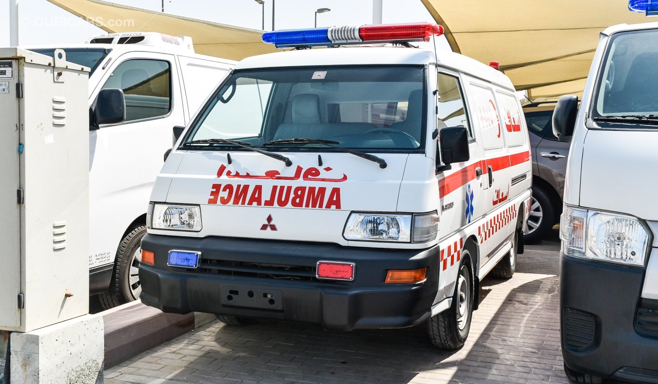 ميتسوبيشي L300 Ambulance