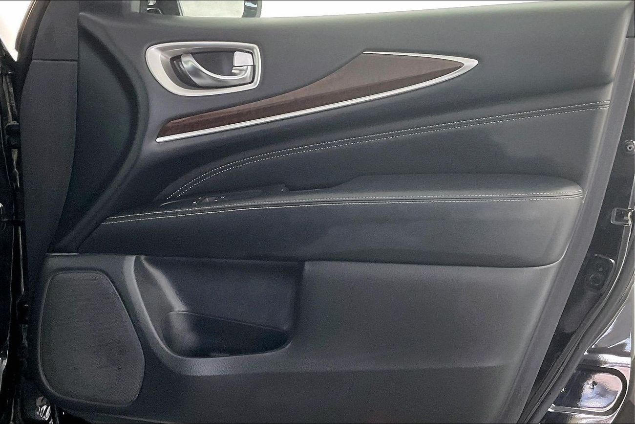 Infiniti QX60 Comfort / Luxe Sensory | Carnival Sale • UP TO AED 20,000 OFF | Guaranteed Warranty | 0 Down Payment