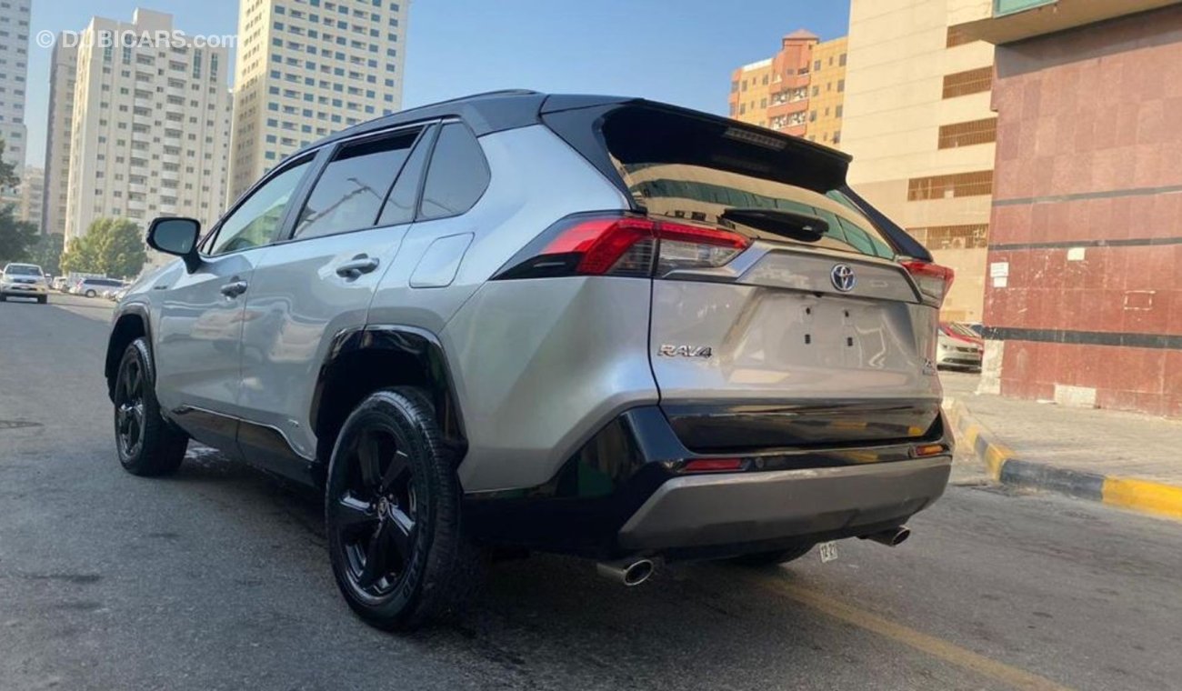 Toyota RAV4 2020 XSE Hybrid