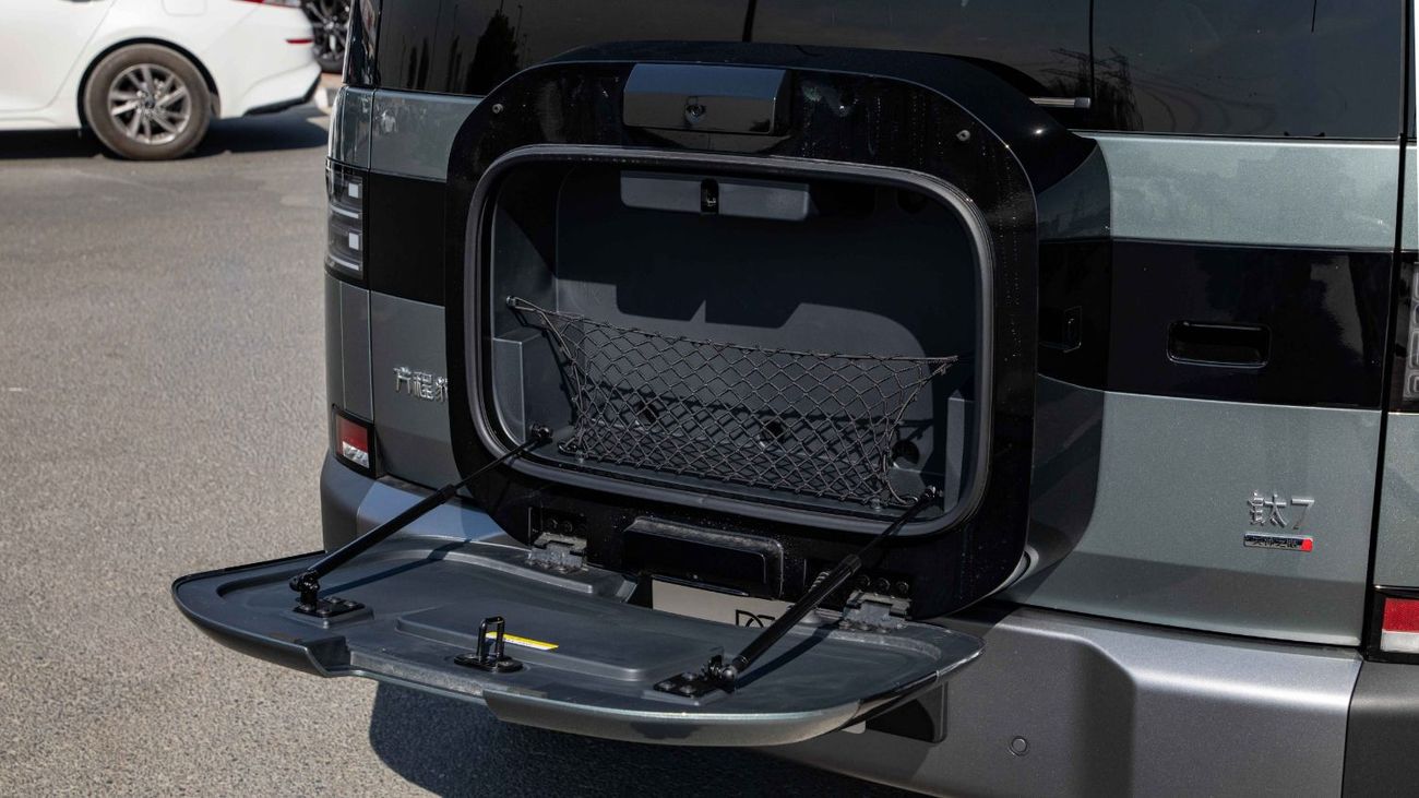 بي واي دي ليوبارد تيتانيوم 7 DM-i 190KM 4WD ULTRA EDITION | 2025 | Ready Stock Limited QTY | For Local Registration +10%