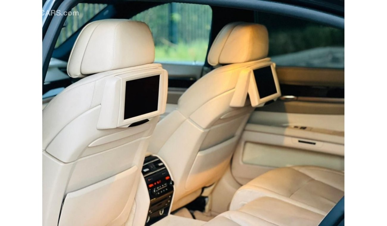 BMW 750Li || Sunroof || GCC || Well Maintained