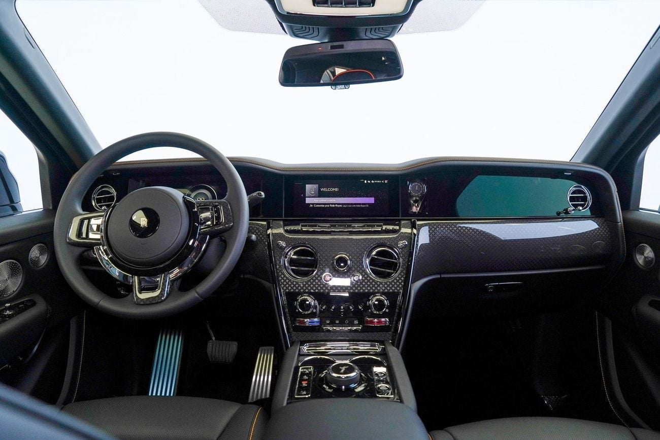 Rolls Royce Cullinan BLACK BADGE