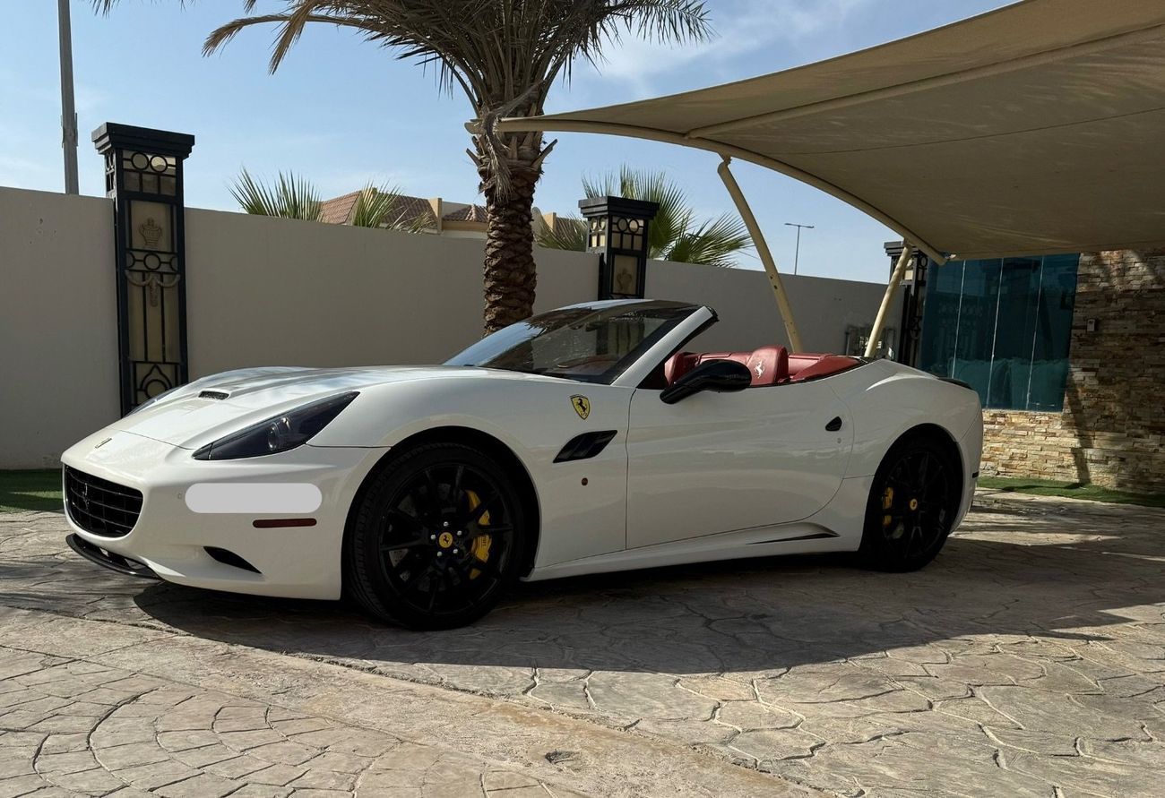 فيراري كاليفورنيا 2014 Ferrari California | GCC | 4.3L V8 | Excellent Condition