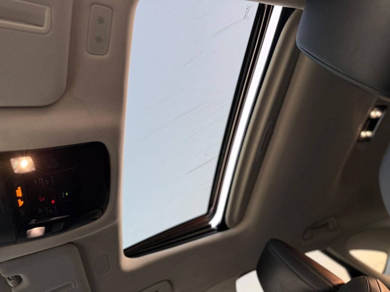 لكزس NX350h Hybrid LEXUS NX 350h Platinum 2.5L