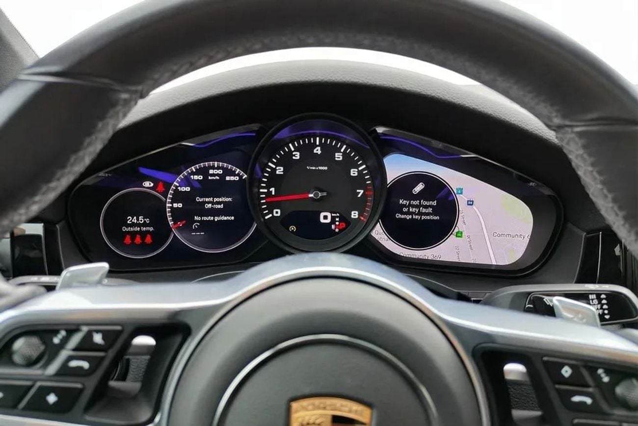 Porsche Cayenne Platinum Edition AED 6,267 P.M l 0% Downpayment l Coupe Platinum l Warranty till 2027