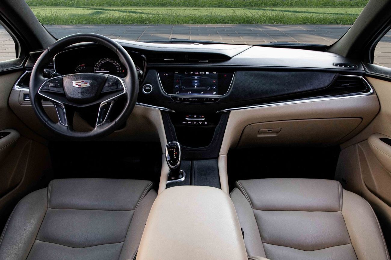 Cadillac XT5 | 1,306 P.M (4 Years)⁣ | 0% Downpayment | Low Mileage!