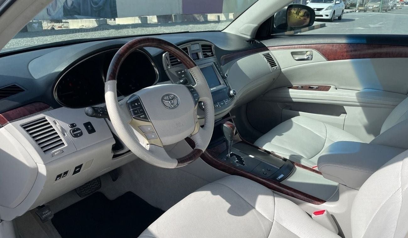 تويوتا افالون Limited Premium 3.5L
