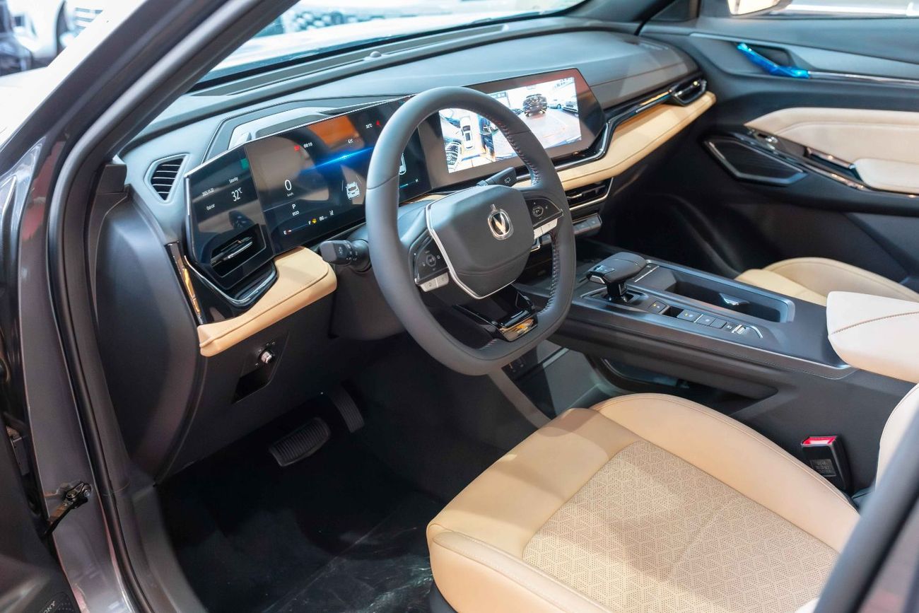 تشنجان CS55 بلس Changan CS55 PRO 1.5T (Grey) 2026