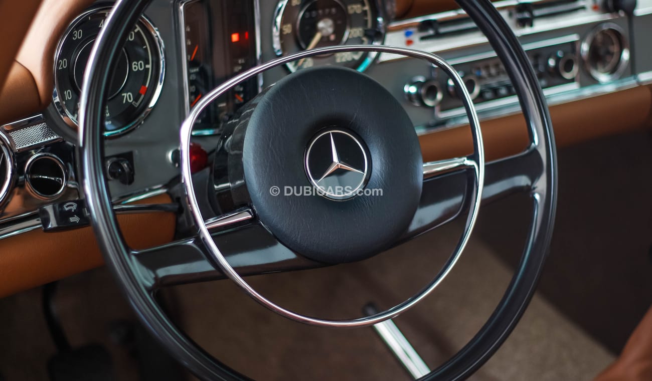 Mercedes-Benz 280 SL