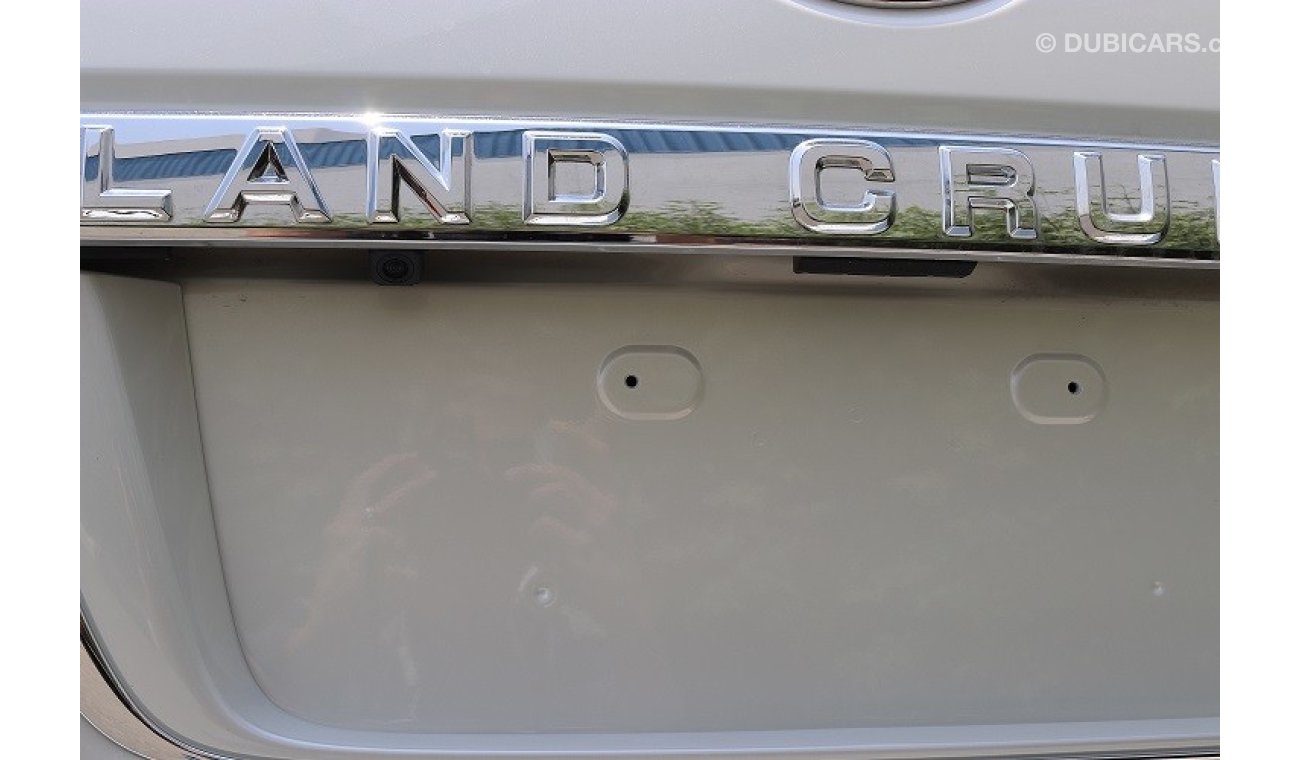 تويوتا لاند كروزر 4.6L GXR  V8 GRAND TOURING AUTOMATIC