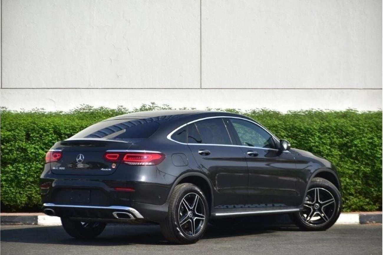 مرسيدس بنز GLC 300 4Matic Coupe