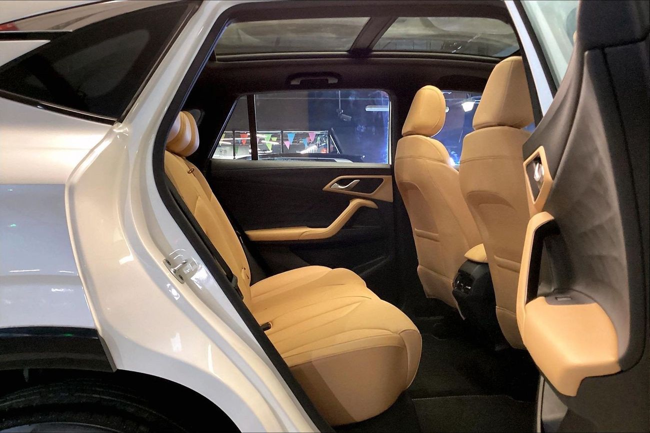 أم جي HS Deluxe | Start 2026 with the ideal drive | شامل الضمان | 0 ﺪﻔﻋﺓ ﺃﻮﻟﻯ