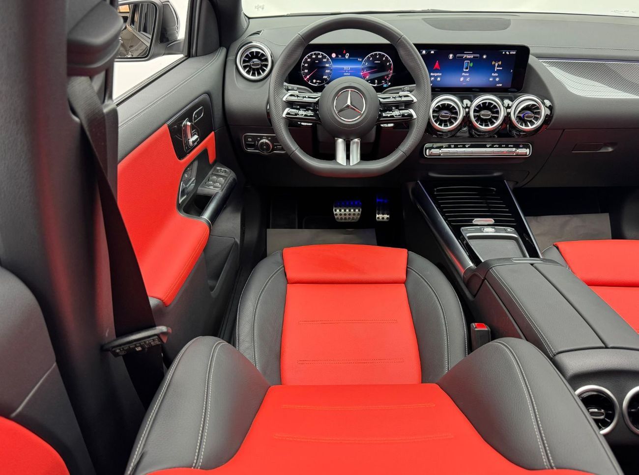 Mercedes-Benz GLA 200 Premium 1.4L 2025 Mercedes-Benz GLA 200 AMG, 2029 Agency Warranty, Agency FSH, GCC